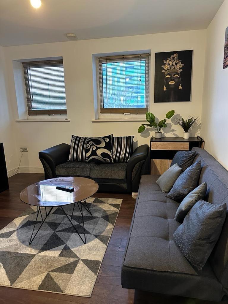 Abba Heights Apartment London Bagian luar foto